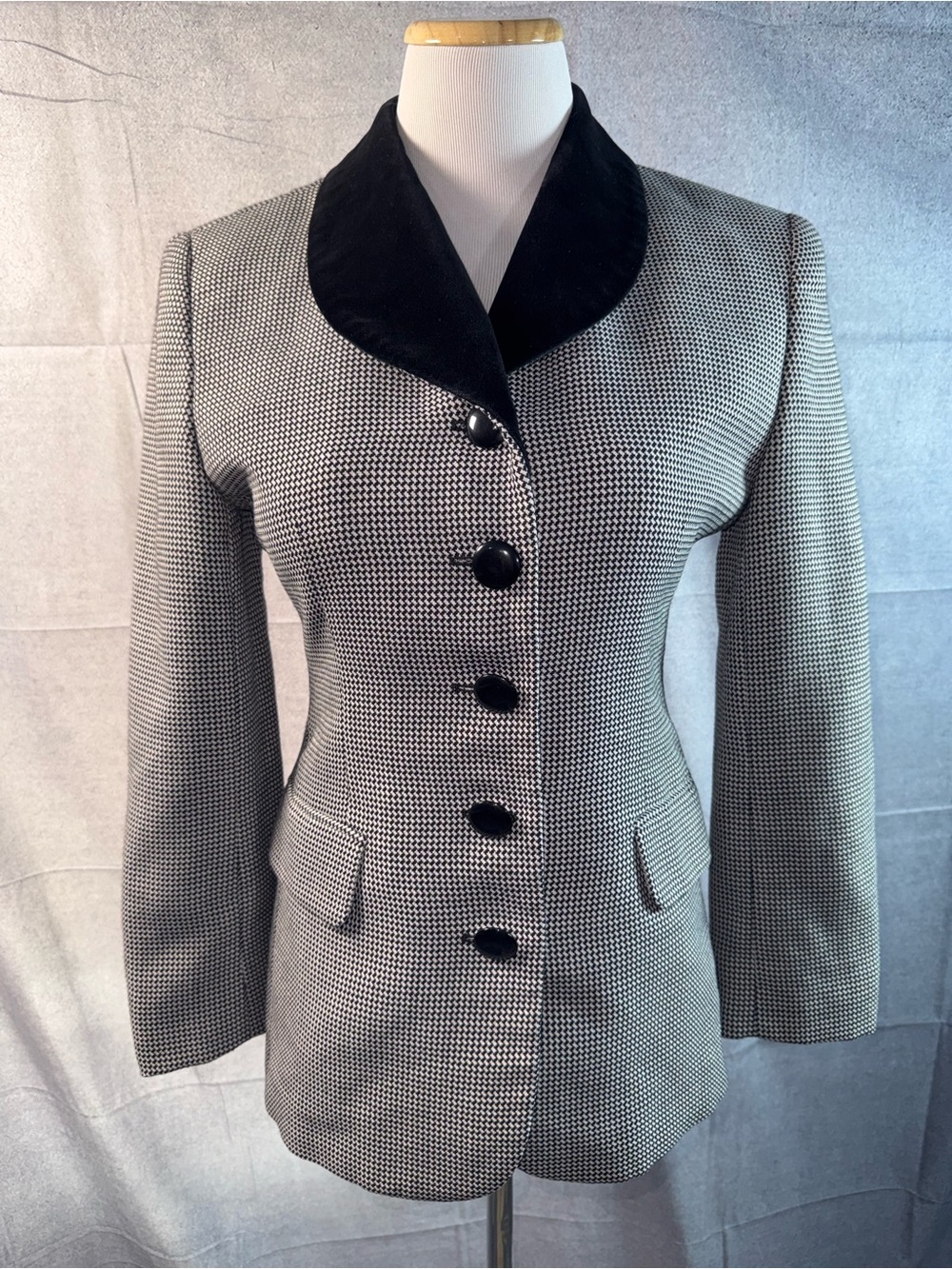 41A-Saville Black & White Houndstooth Tailored Blazer with Black Velvet Collar